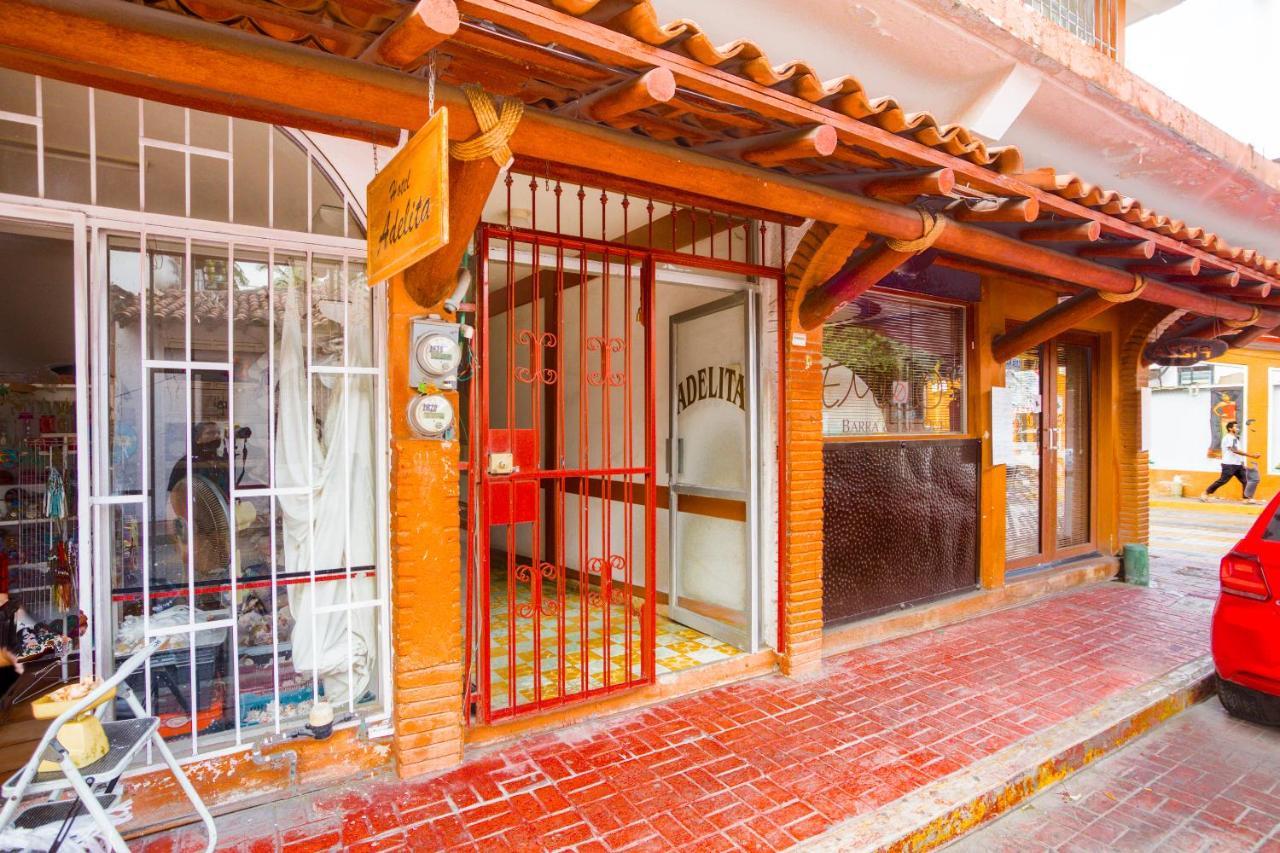 Hotel Adelita Zihuatanejo Bagian luar foto
